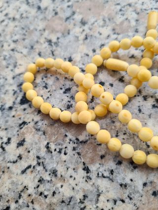 Collana perline color crema