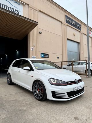 Volkswagen Golf GTI Performance 230cv DSG 5p
