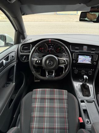 Volkswagen Golf GTI Performance 230cv DSG 5p