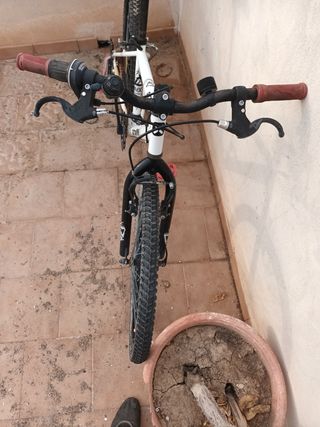 Bicicleta infantil B'TWIN Rockrider Decathlon