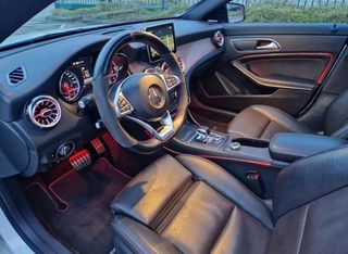 Mercedes-Benz Clase CLA 2017