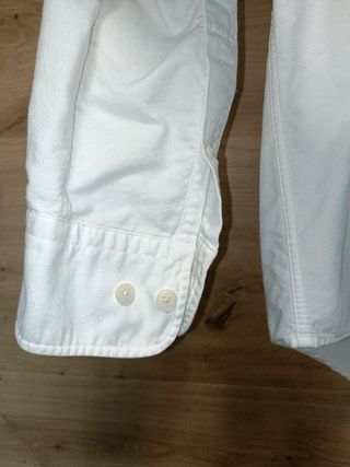 Camisa blanca de vestir para hombre
