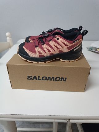 Botas senderismo niña Salomon Talla 33