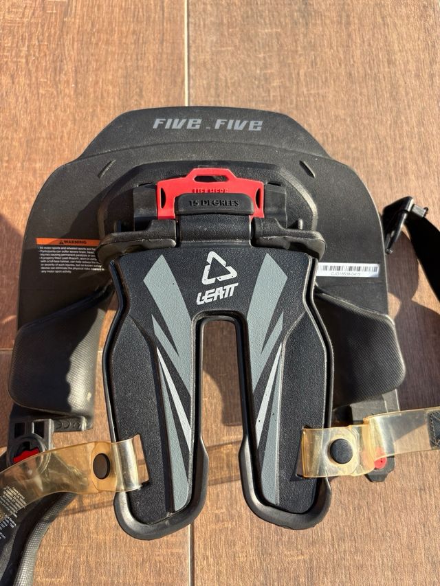 Collarín Leatt GPX 5.5 Negro