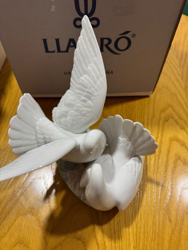 Pombos de porcelana Lladro