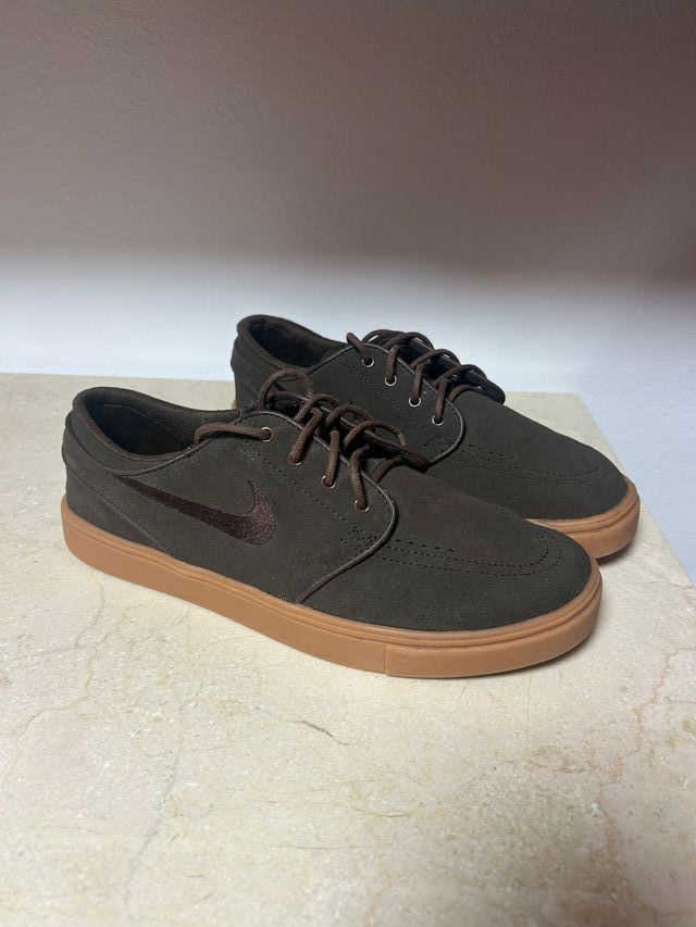 Nike Janoski marrón