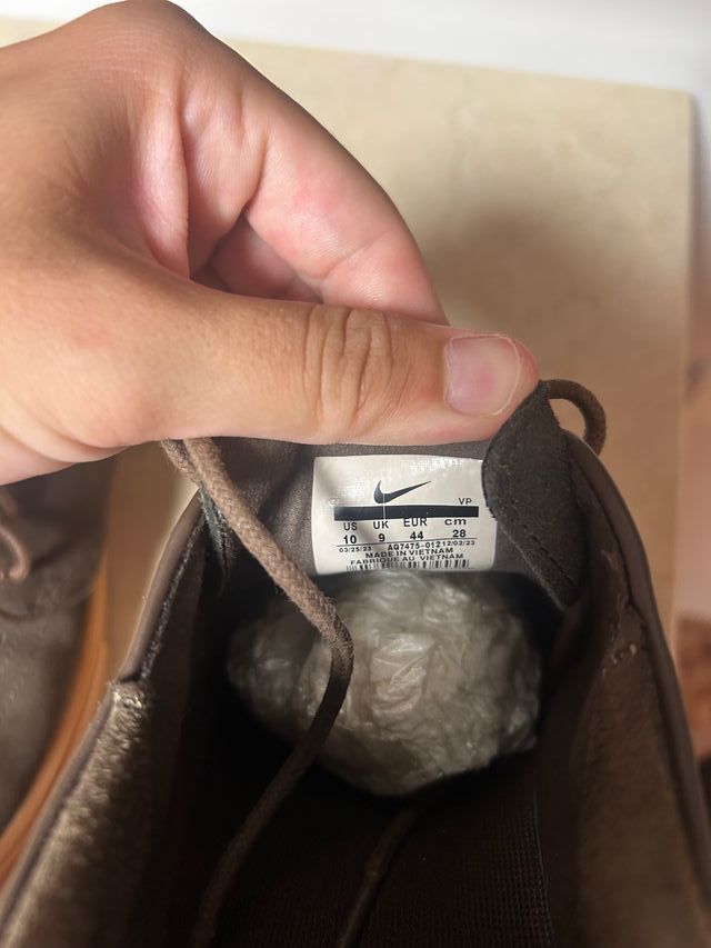 Nike Janoski marrón