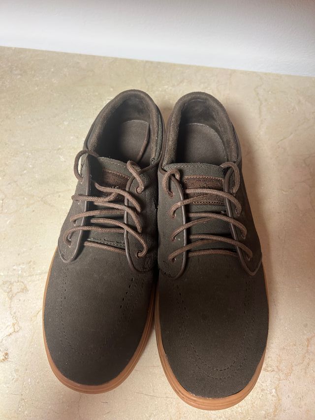 Nike Janoski marrón