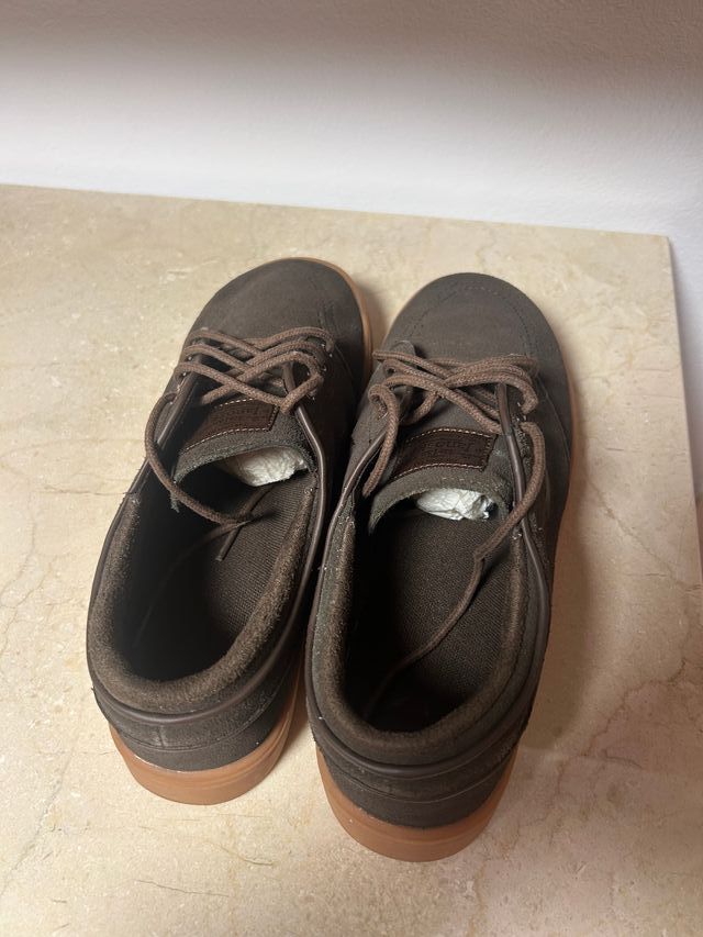 Nike Janoski marrón