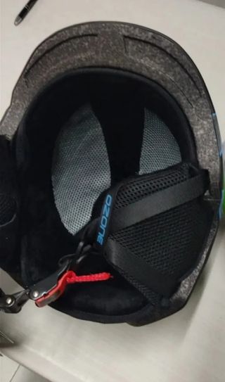 Casco parapente talla única, más en mi perfil.