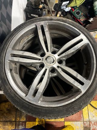 Llantas BMW M6 NO BUSCO CAMBIOS  225/40/18