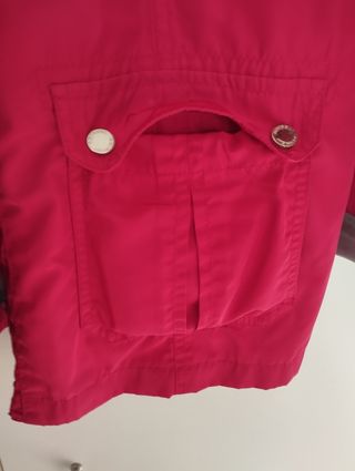 Chaquetón fucsia ADIRELI de entretiempo.