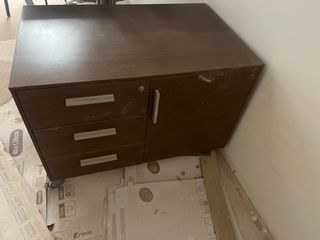 Cajonera de oficina de madera