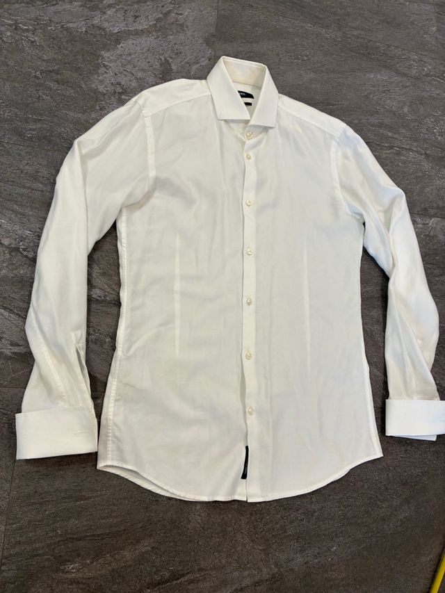 Camisa Hugo Boss Talla 38/15 Blanca