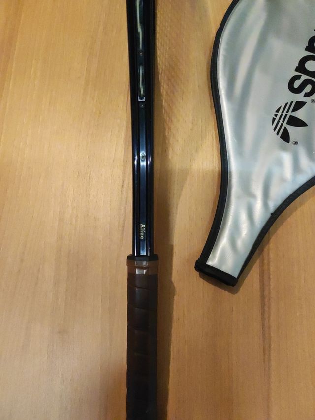 Raqueta de tenis Adidas retro