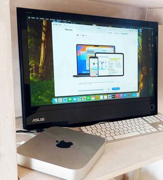 Apple Mac Mini 2014 RAM 8 GB SSD 256 Nvme Sequoia