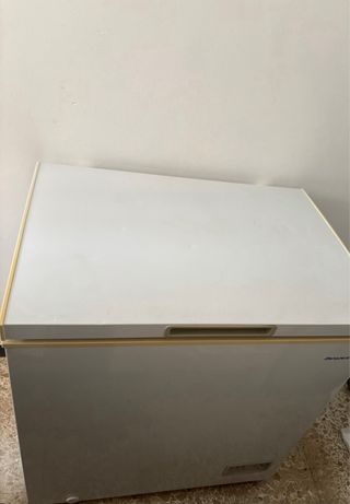 Arcón congelador compacto