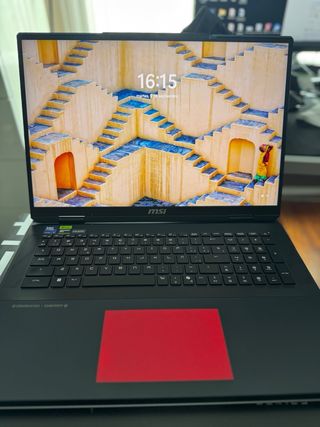 MSI Titan Series Portátil Nuevo Desprecintado