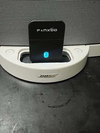 Altavoz Bose SoundDock + Adaptador Bluetooth