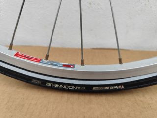 Rueda contra pedal 700"