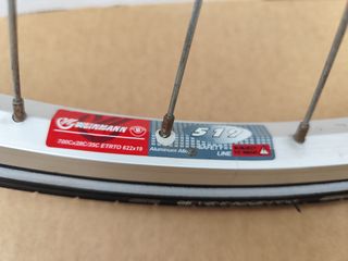 Rueda contra pedal 700"