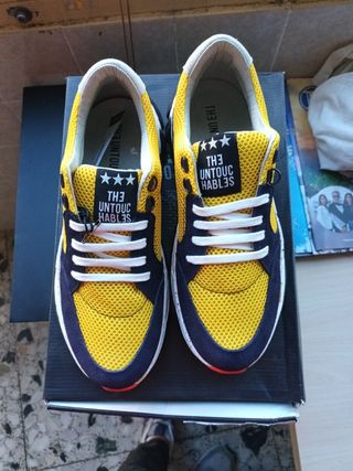 Zapatillas Untouchables Amarillas Talla 41