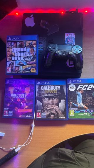 PS4 (Playstation 4) + 4 juegos y mando