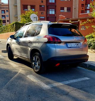 Coche Peugeot 2008 Style 1.2L (82CV) 