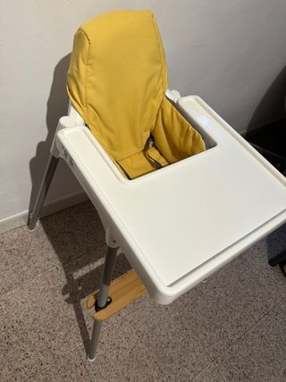 Trona IKEA Antilop con reposapiés y funda