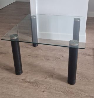 Mesa de cristal cuadrada moderna