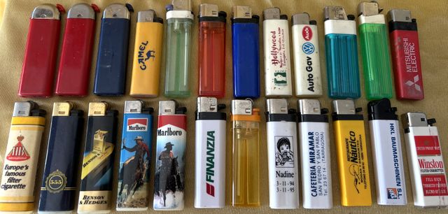 Lotto di 120 accendini da collezione CON PUBBLICO