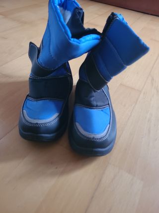 Botas de Nieve Niños Azul y Negro talla 34
