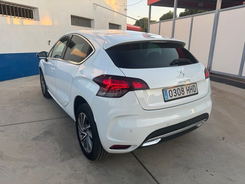 Citroen DS4 2011 - foto 1