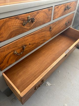 Cómoda años 40 madera y metal