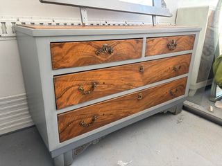 Cómoda años 40 madera y metal