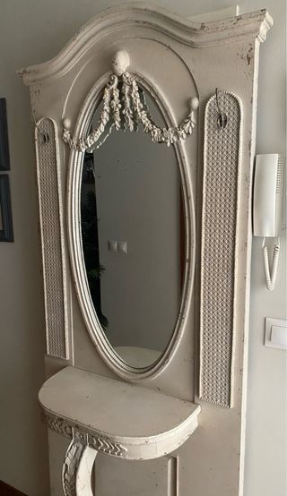 Mueble de entrada con espejo