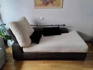 Chaiselongue cómoda como nueva. venta hasta 15/10.