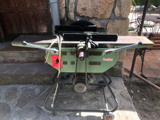 Máquina de corte para carpintería