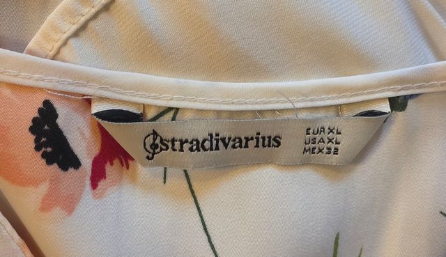 Camicetta Stradivarius floreale