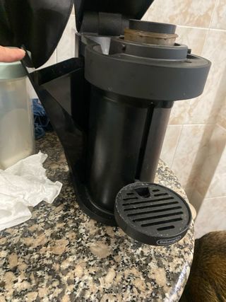 Cafetera Nespresso Vertuo Negra