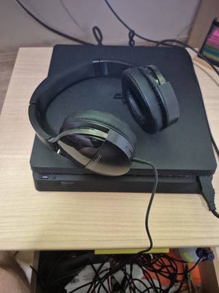 Consola Sony PS4 Negra