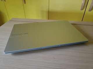 Asus Vivobook 15 OLED (2024) Argento