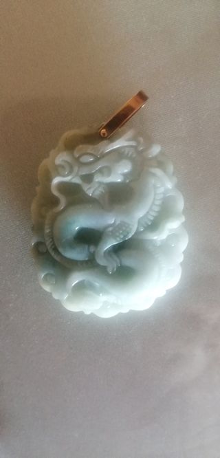 Colgante Jade Birmano Dragón Oro