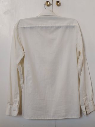Camisa de mujer de color blanco crudo (Talla 38)