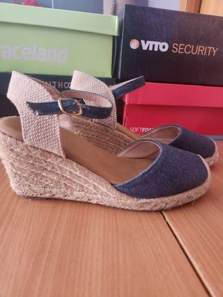 Sandalias de cuña vaqueras