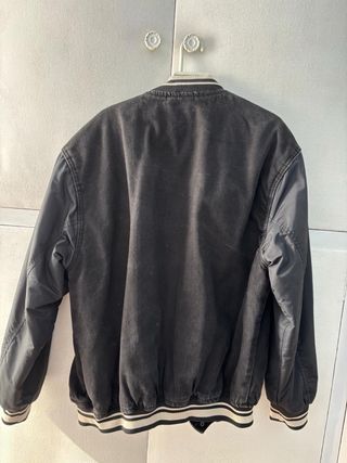 Chaqueta Pull&Bear Negra