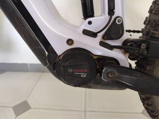 Bicicleta Eléctrica Cube Talla M.