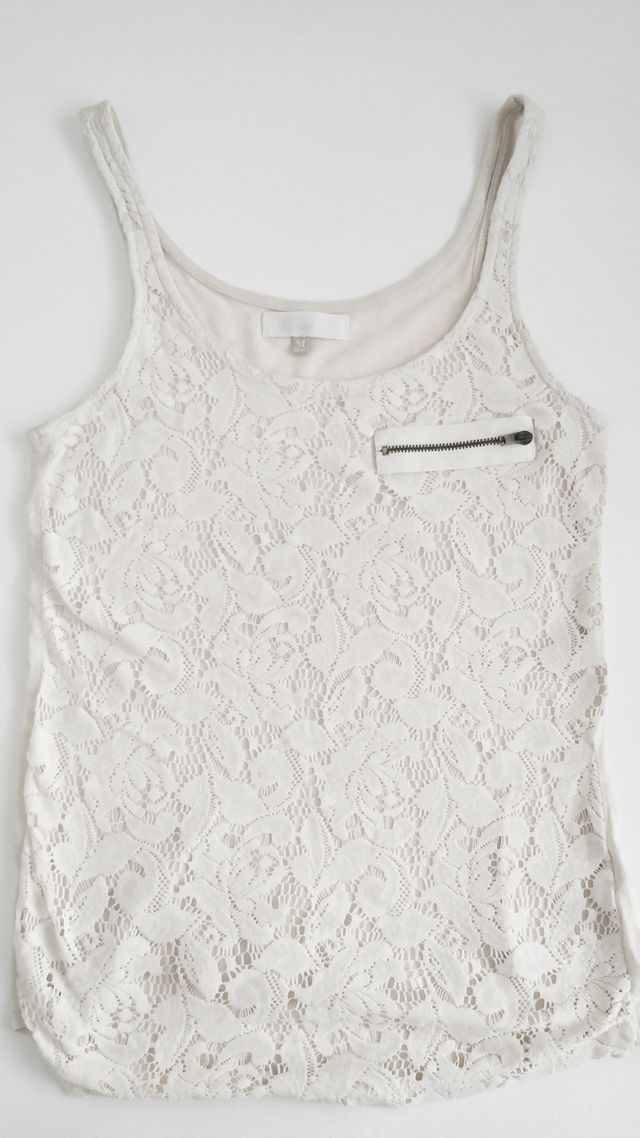 Camiseta Bershka encaje blanco Talla M
