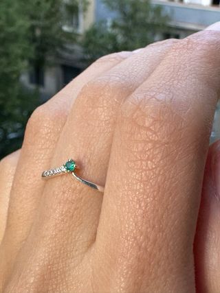 Anillo Plata y Esmeralda