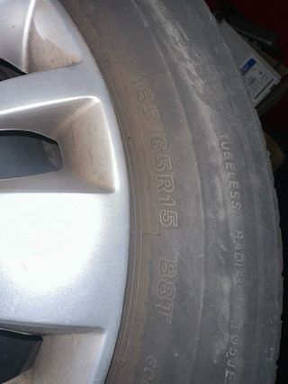Rueda completa llanta 15 Bridgestone x 4